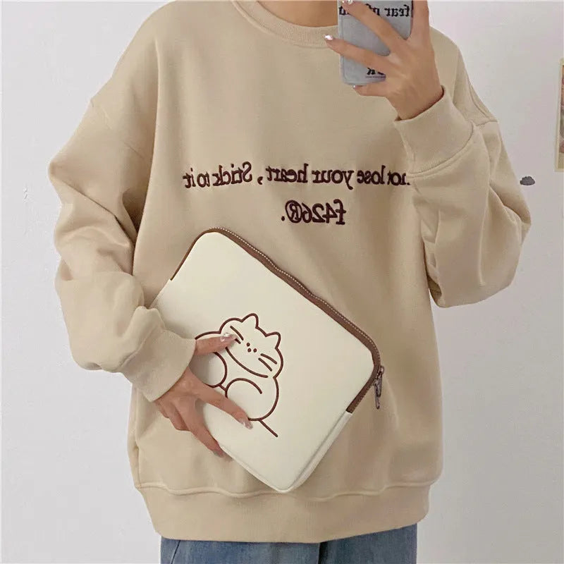 Embroidered animal tablet protective sleeve with zipper closure in fat cat or sleepy cat design, sizes 27x20cm and 34x26cm