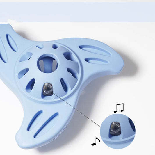 Blue boomerang-shaped dog toy with molar texture, dimensions 132x132x61mm for medium and large breed dogs