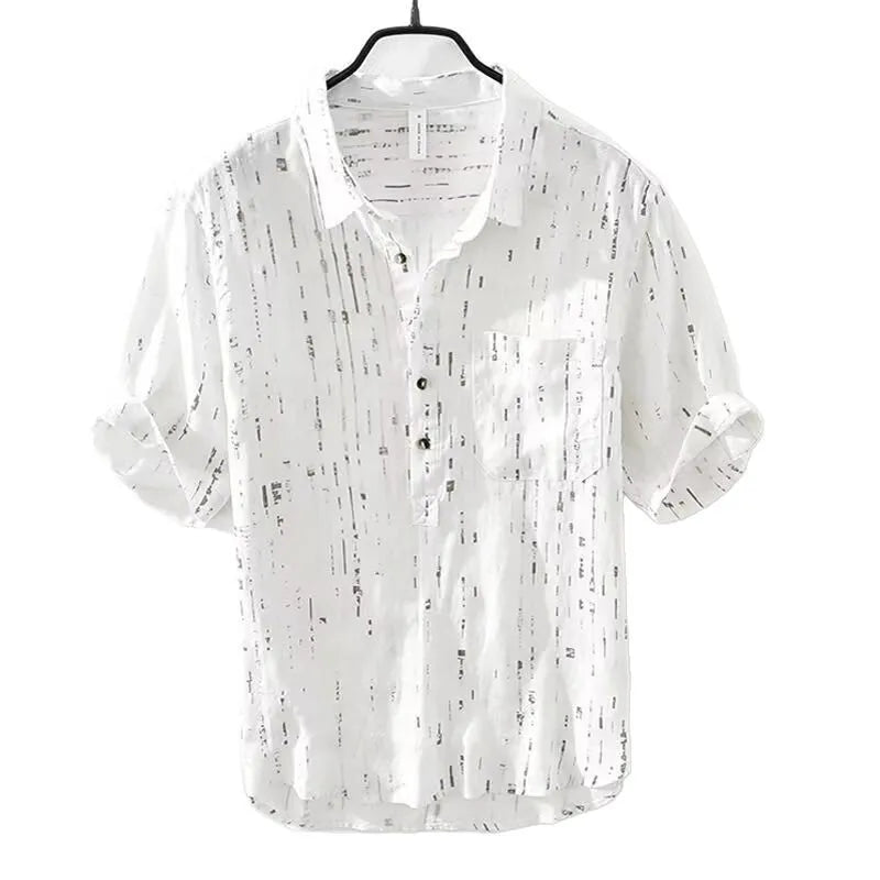 Loose-fit short-sleeved polo shirt with lapel collar in white and black colour options