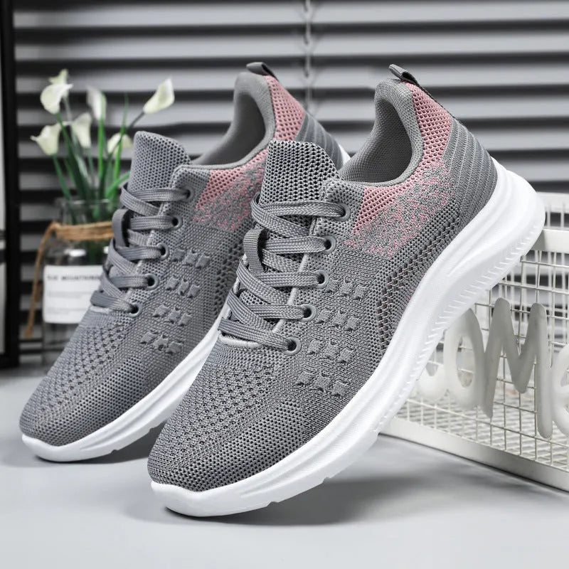 Women's breathable mesh sneakers with lightweight PVC sole and soft mid-heel design in three colours, casual round-toe lace-up pumps suitable for spring, autumn and summer daily wear