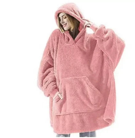Cozy hooded sweatshirt with oversized front pocket, made of premium double-sided fleece fabric for maximum warmth and comfort