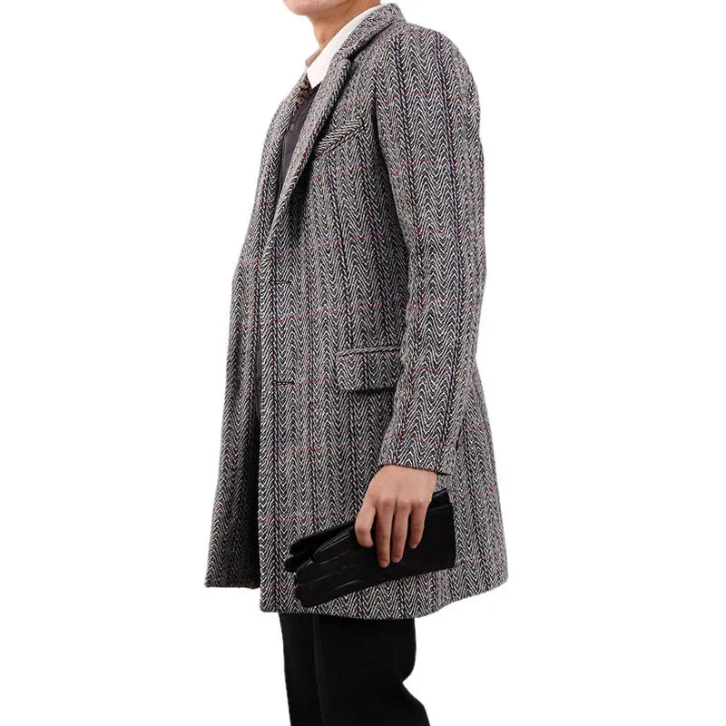 Winter Men's Thickened Coat with Polyester Fibre Construction, Side Seam Pockets, Available in Sizes M to 3XL, Picture Colour, Warm Layering Outerwear for Cold Weather
