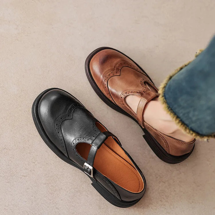 Women's sheepskin leather flat shoes with round toe in black and brown colour options