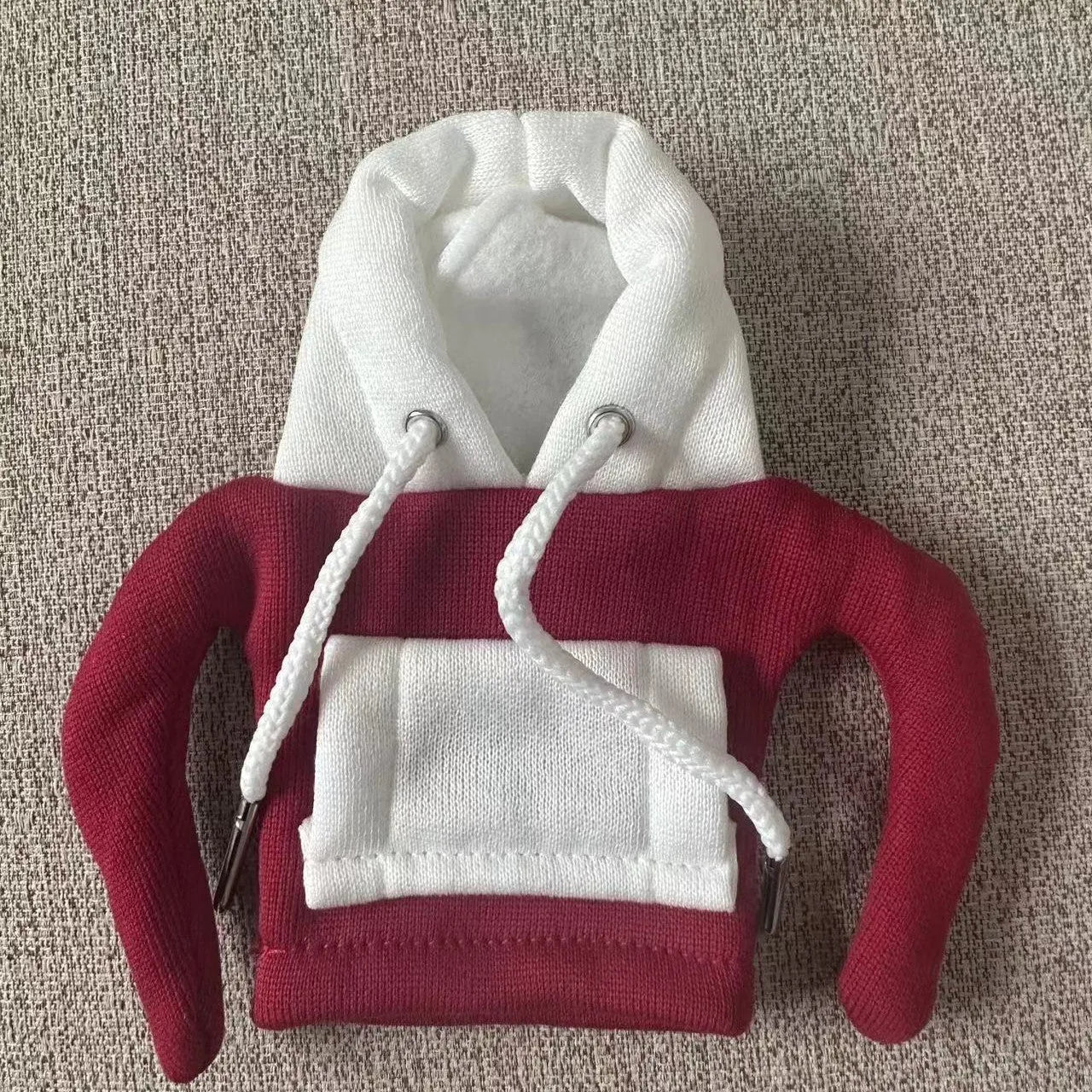 Polyester car gear lever hooded cover in red and white hat design, dimensions 12x13 cm.