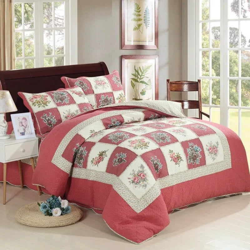 Pure cotton quilted three-piece bedding set showing 230 × 250cm bedspread and 50 × 70cm pillowcases with 68*64 fabric density