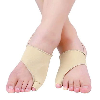 Nylon and TPU toe separator for small toe inversion correction, showing triangle cover design.