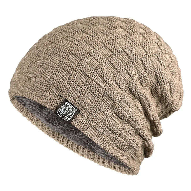 Tiger Label fleece warm men's hat in black, knitted cotton unisex beanie with fleece lining.
