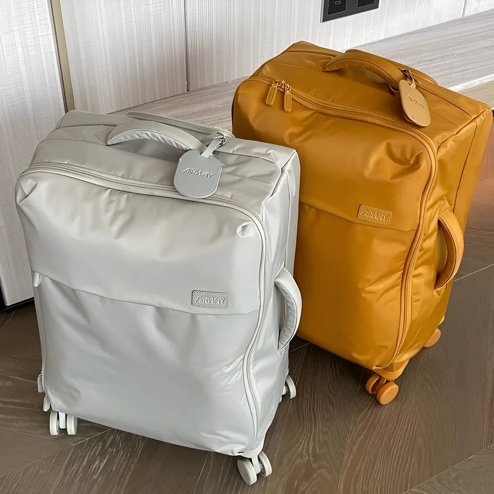 Ultra-light waterproof Oxford cloth suitcase in bluestone green with universal wheels and breathable lining
