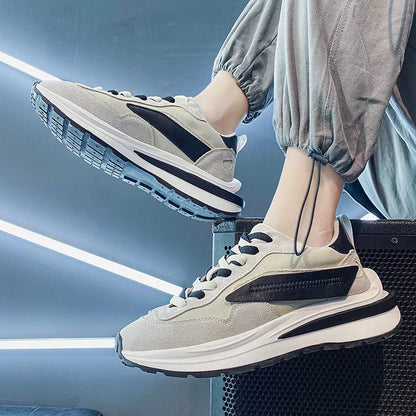 Men's casual forrest shoes with non-slip rubber soles and breathable mesh uppers