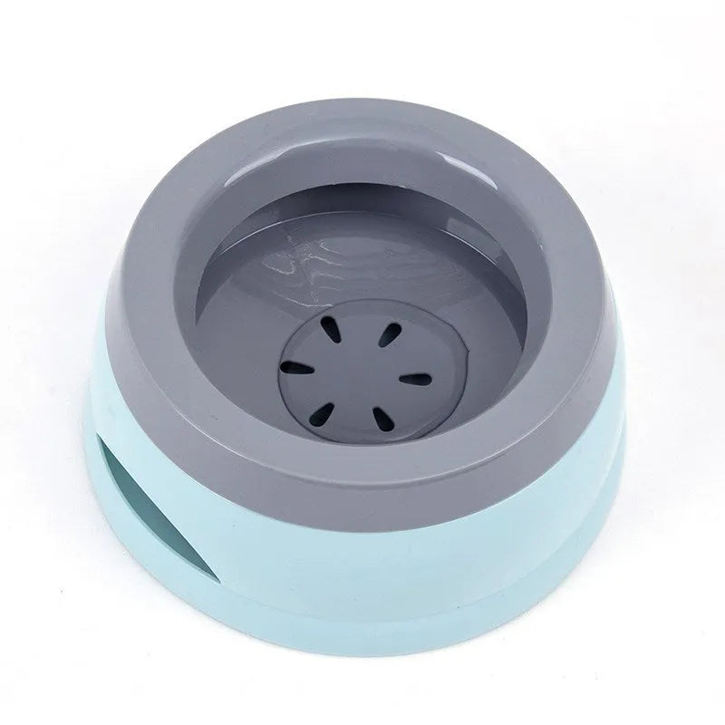 Grey plastic no-spill floating pet bowl for dogs and cats with 750ml capacity.
