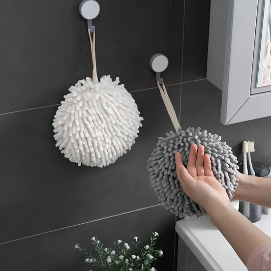 Blue chenille handball wipe showing 17x17cm dimensions for water absorption