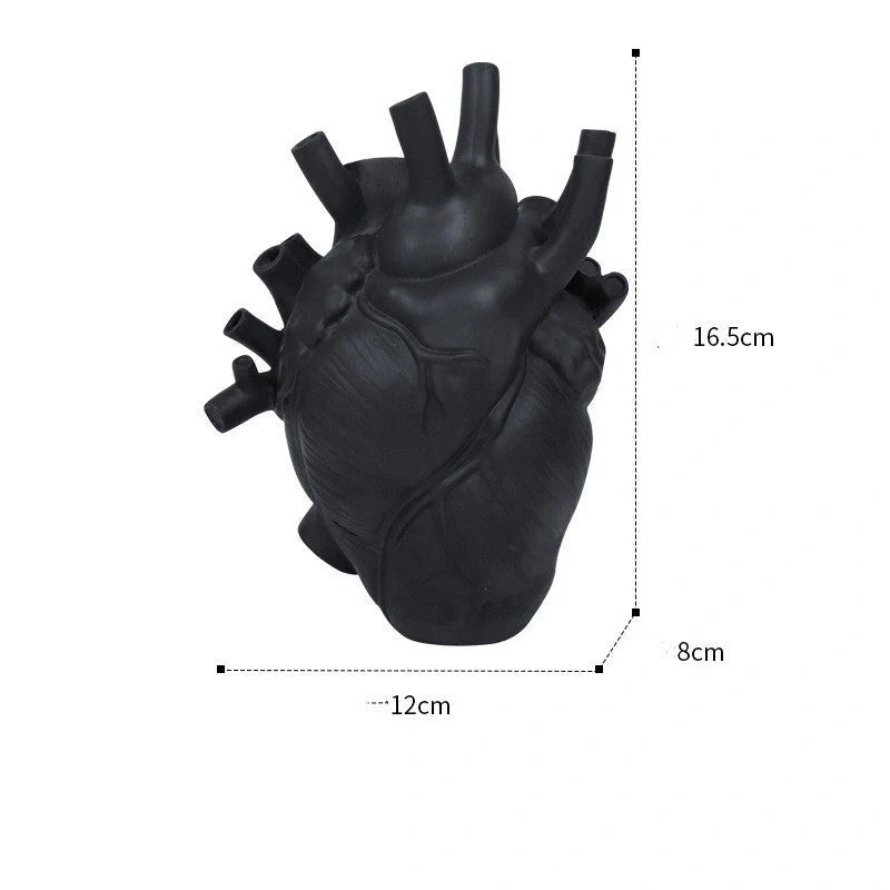 Nordic Style Heart-shaped Dry Vase for desktop decoration in various colors