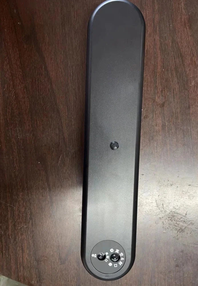 Green compact vacuum sealing machine, 32x7.5x5cm size, 110W power for food preservation with -50kPa pressure