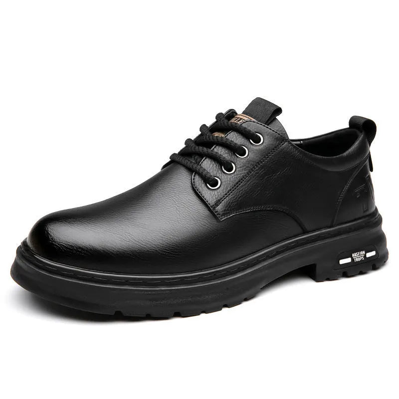 Retro men's casual shoes in black and brown with round toe and flat square heel