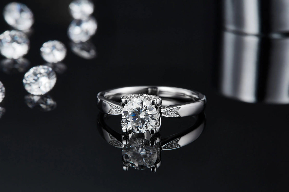 Star Guardian 1-carat moissanite wedding ring set in S925 silver with platinum plating, sizes 5-9, gift box and GRA certificate