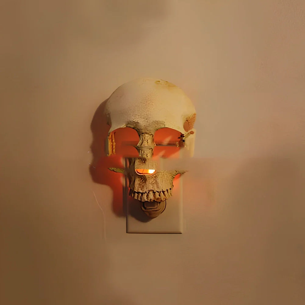 Skull decorative night light measuring 12x8x4cm with plug-in design for US outlets
