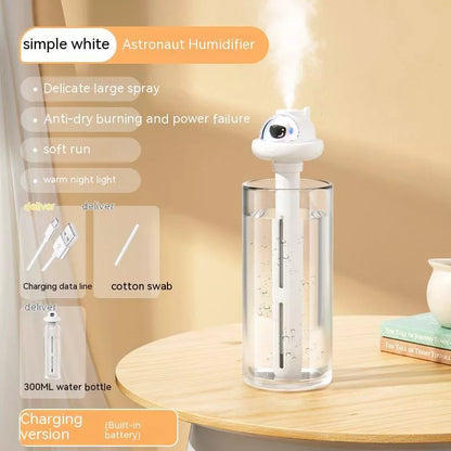 USB Portable Astronaut Humidifier with sterilization function in white