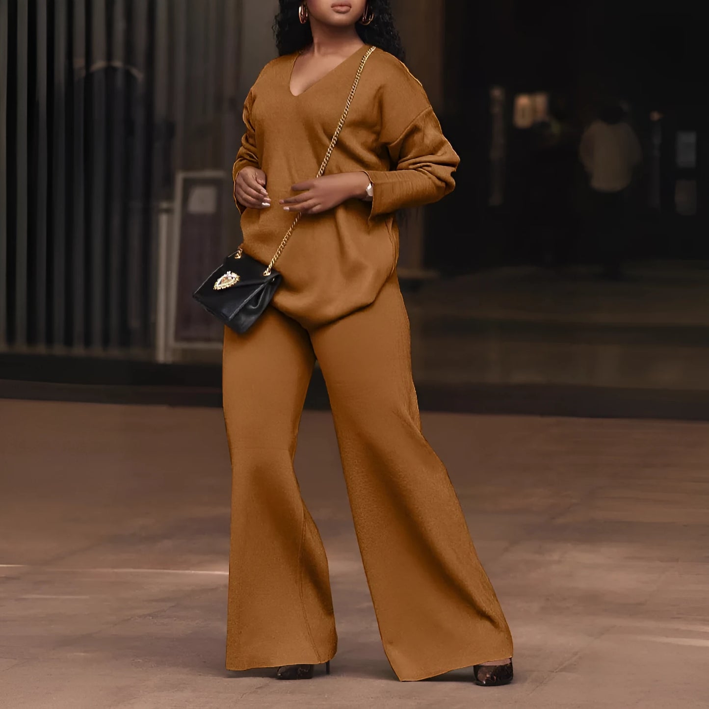 Women's brown suede two-piece suit with split sleeves and trousers, sizes S to 3XL