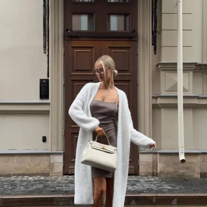 Women's white knitted cardigan jacket with 105cm length and loose fit for versatile layering