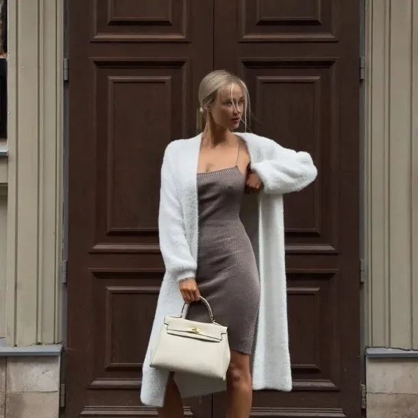 Women's white knitted cardigan jacket with 105cm length and loose fit for versatile layering