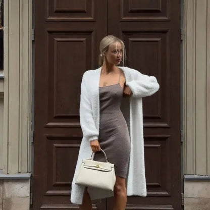 Women's white knitted cardigan jacket with 105cm length and loose fit for versatile layering