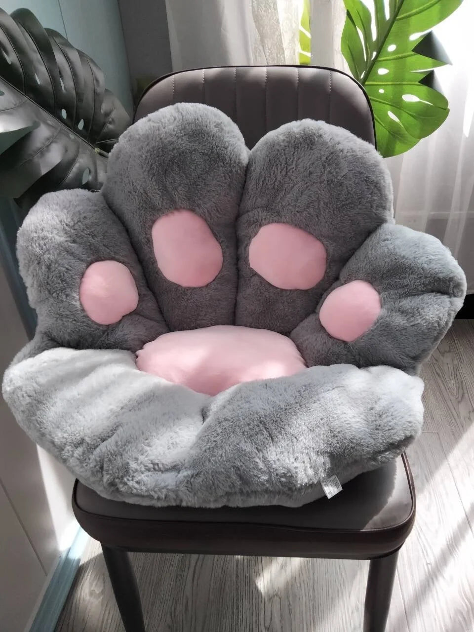 Plush semi-surrounded cushion office chair in various colors and sizes for ultimate workspace comfort.