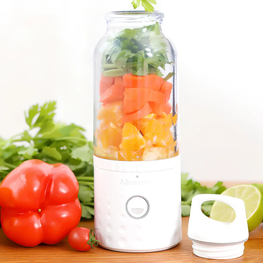 Blue portable blending cup with USB charging cable and 500ml capacity measurement