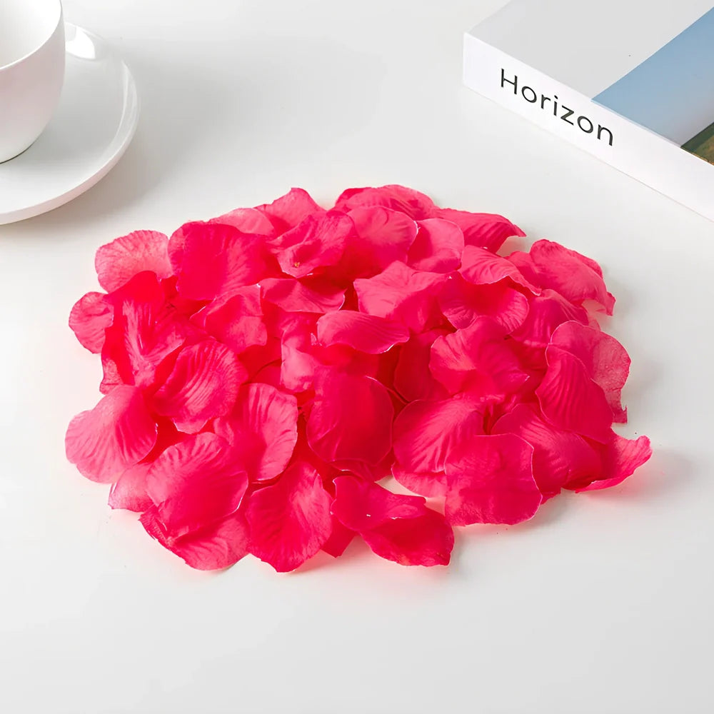 Pack of 100 high-quality silk simulated rose petals, 5cm size, in colours like rose red for wedding room scenes