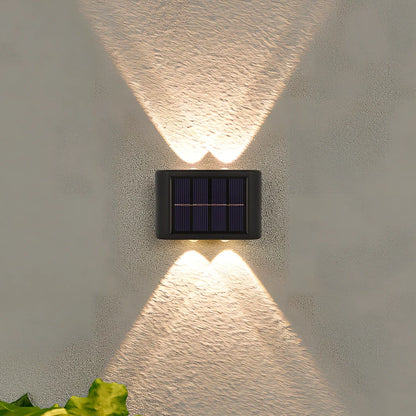 Flower-shaped solar wall lamp with 4 LED bulbs for outdoor garden lighting