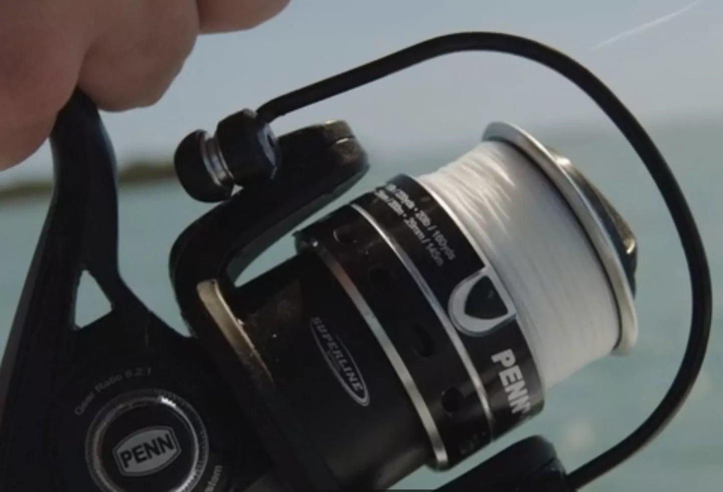 Sea Fishing Metal Fishing Wheel in puriv color, durable and reliable for saltwater fishing