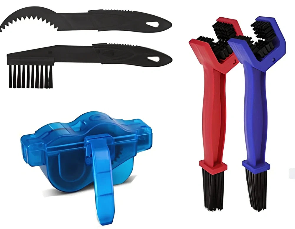 Bicycle cleaning tool set with chain washer, large brush and small brush in plastic construction