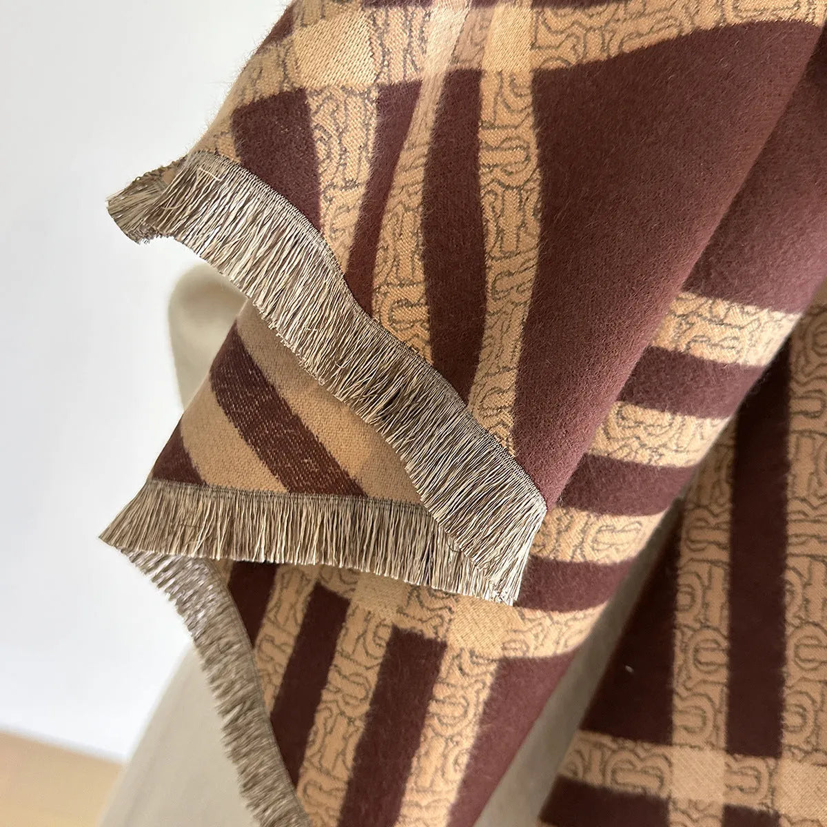 Cashmere-like winter scarf with tassels in brown, black, black camel or khaki colours
