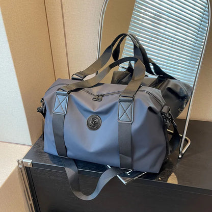 Waterproof Oxford cloth travel bag with dry wet separation compartments in black colour option