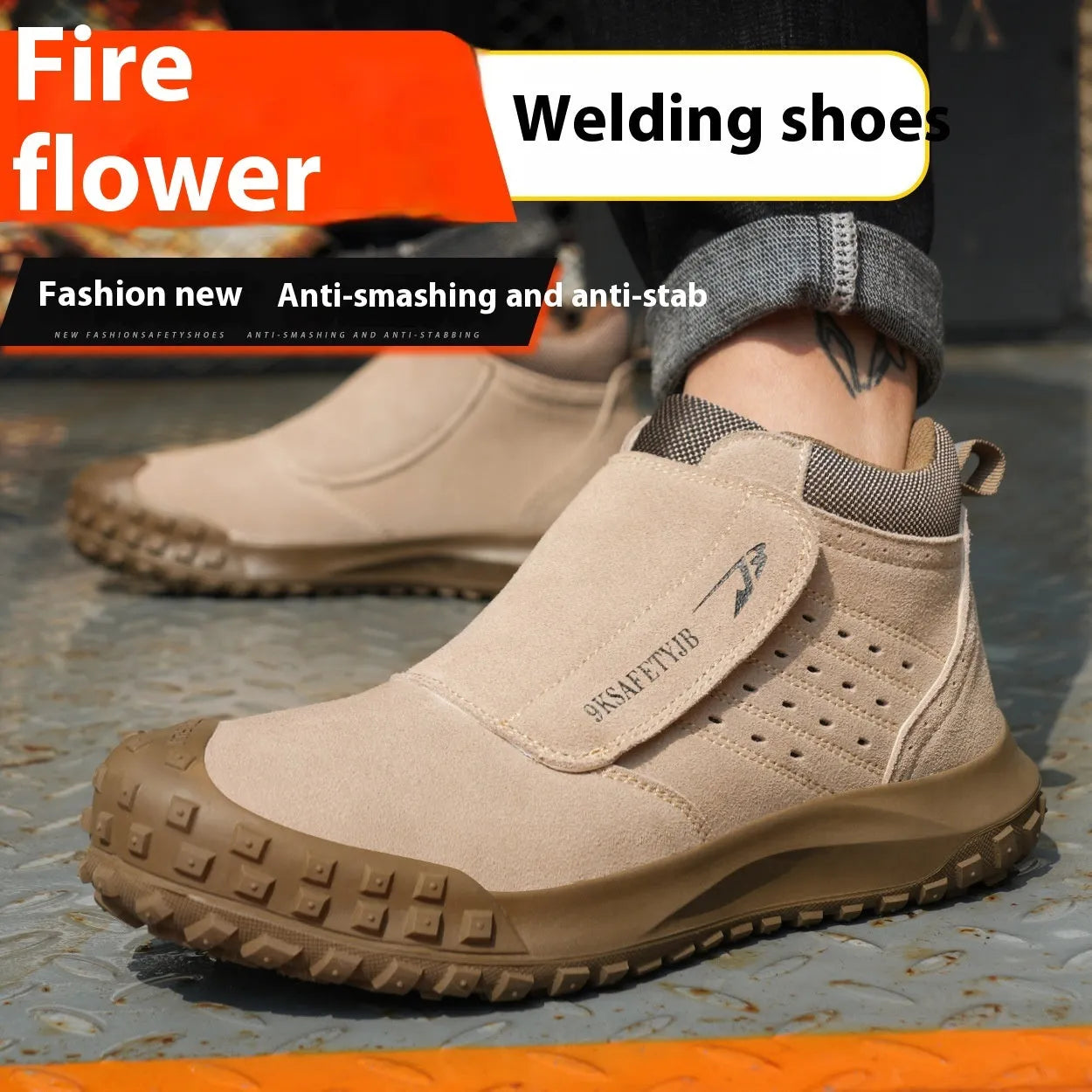 Low-top welder safety shoes with steel toe cap and lace-up closure in sand colour.