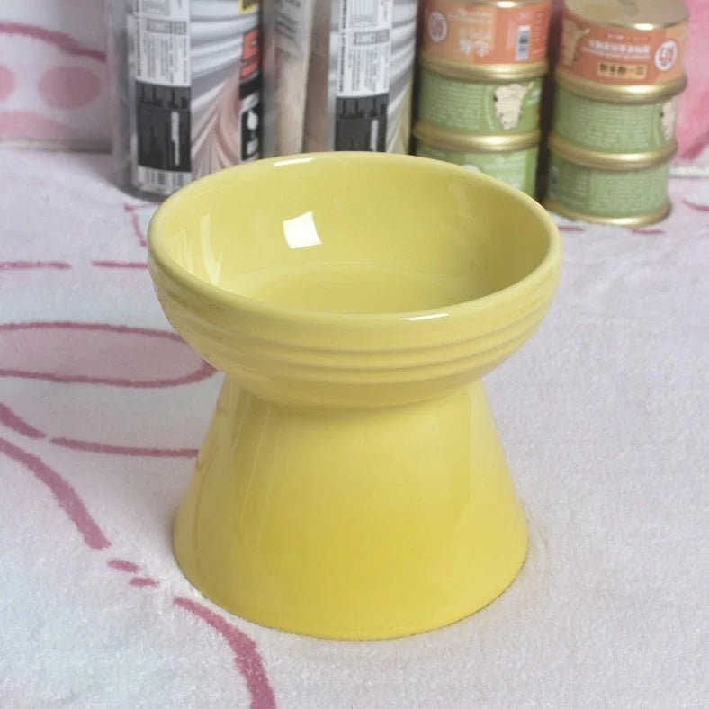 White ceramic pet bowl with high foot neck protector showing 15cm diameter and 8cm height measurement