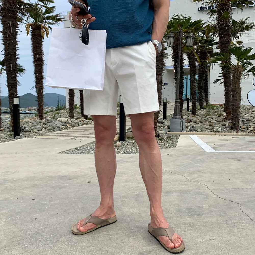 Men's straight-leg casual shorts in solid colour on a plain background.