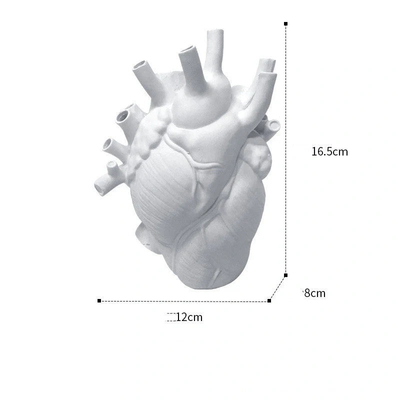 Nordic Style Heart-shaped Dry Vase for desktop decoration in various colors