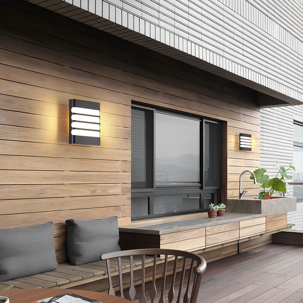 Waterproof outdoor wall light with PC lampshade measuring 200x160mm and LED illumination