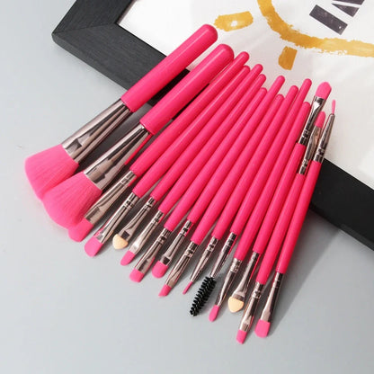 MAANGE 18-piece makeup brush set with fan-shaped tools and various brush heads