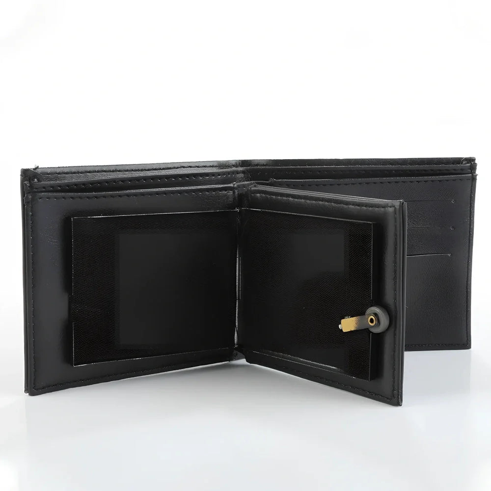 Leather magic wallet measuring 11.5x10cm with dual-colour areas for performance deception