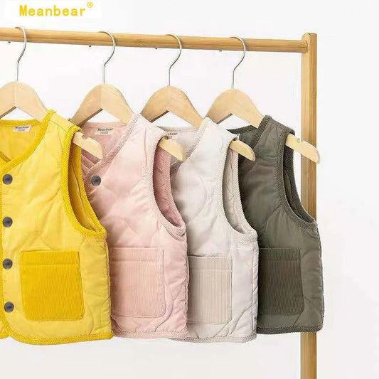 Children's cotton vest in army green with single-breasted closure and thickened acetate fibre construction