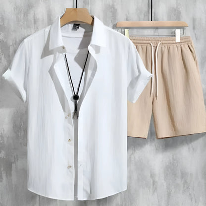 Men's 3D printed Hawaiian short sleeve shirt and matching shorts outfit set in elastic polyester fabric