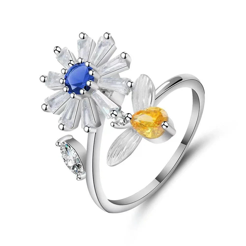 Stylish Fidget Spinner Ring with Adjustable Design, Crafted from Premium Materials for Stress Relief and Fashion