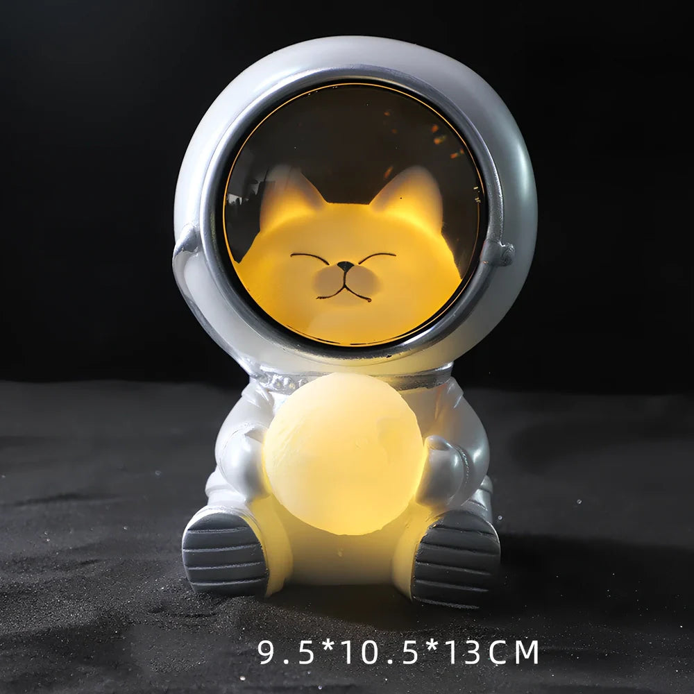 Starry sky animal atmosphere night light with resin construction measuring 9.5x10.5x13cm