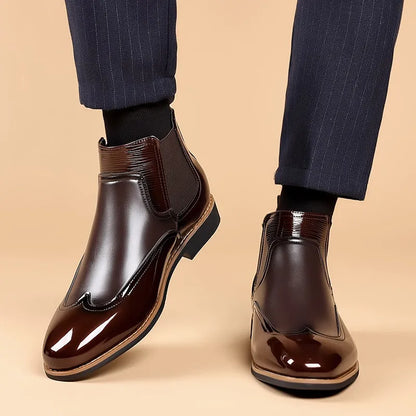 Men's Chelsea boots in black or dark brown faux leather with elastic band and low heel, sizes 38-48