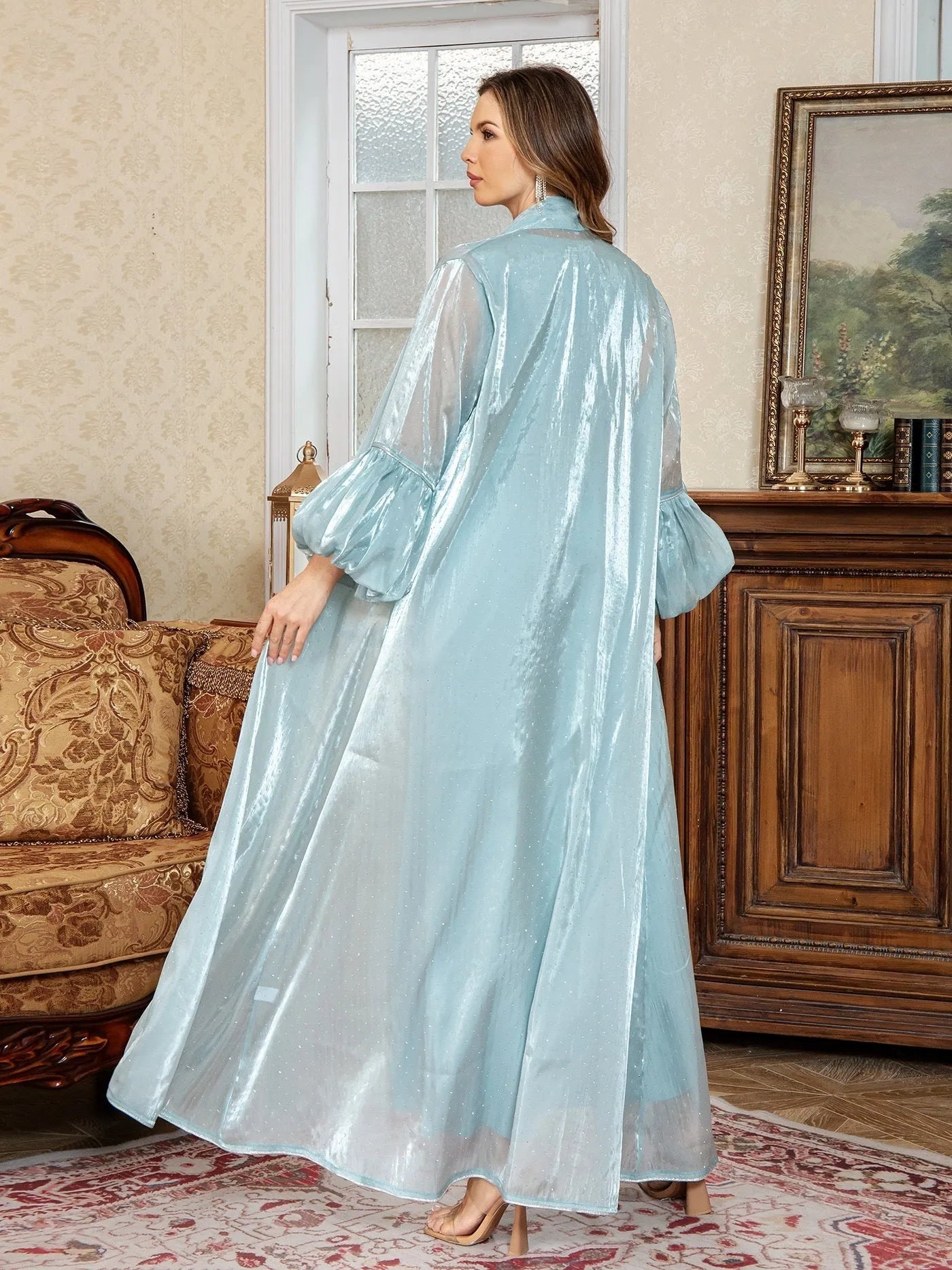 Dubai two-piece dress set with rhinestone straps in blue or brown with long sleeves and skirt
