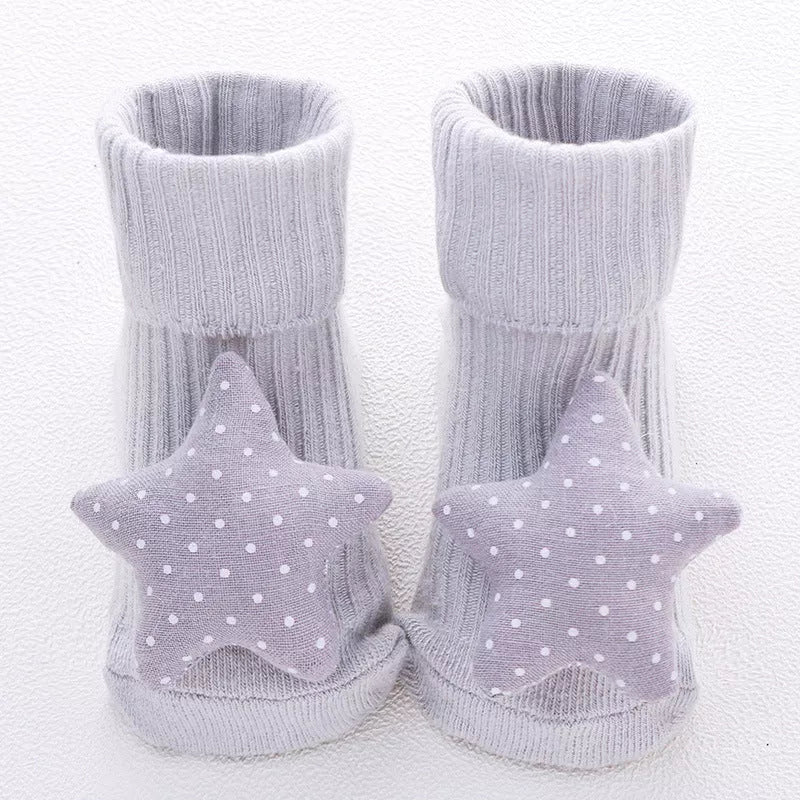 Breathable cotton baby socks in various colors and patterns for 0-3 months