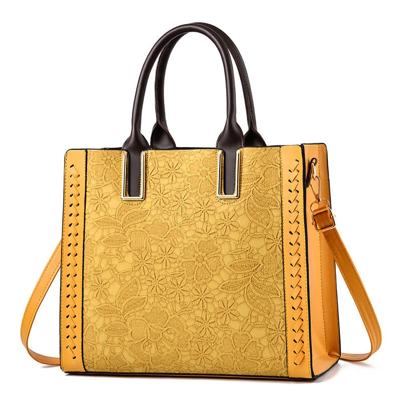 Adjustable shoulder bag for women in premium PU leather, available in multiple colors