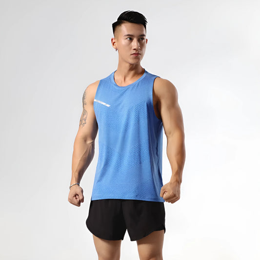 Men's solid colour quick-drying outdoor sports top in chemical fibre blend fabric