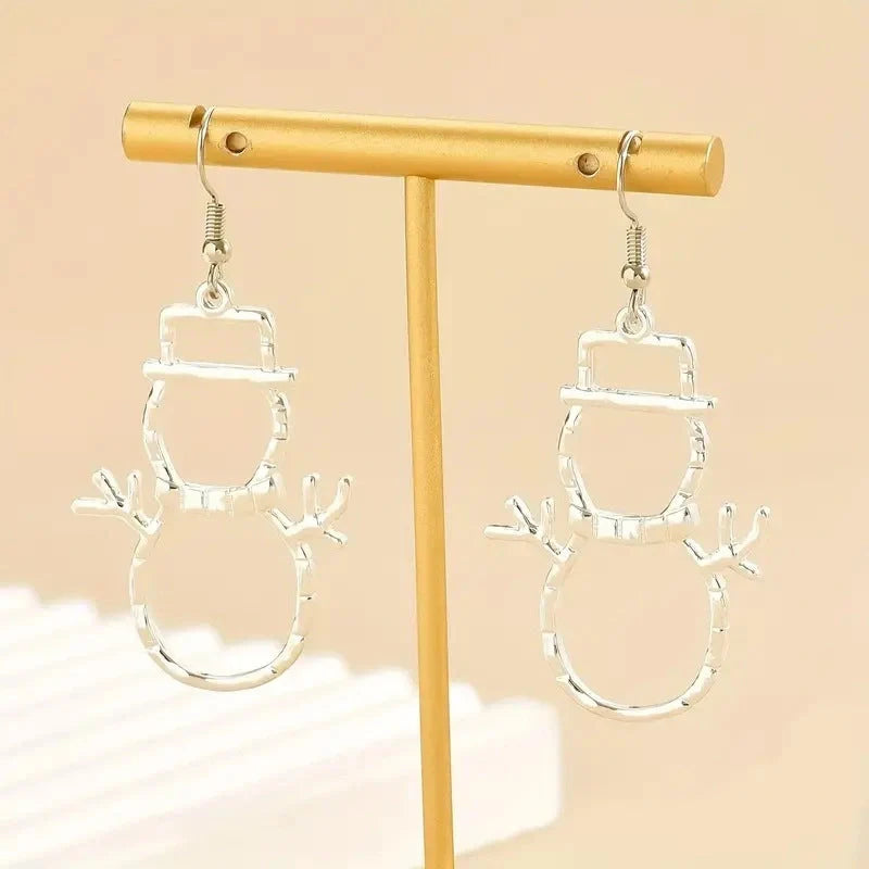 Personalized snowman-themed earrings and pendant set for Christmas, made of durable zinc alloy.